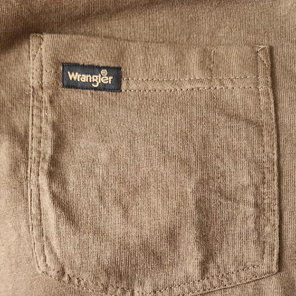 Wrangler Men's Brown Short Sleeve Pocket Tee - Picture 3 of 9